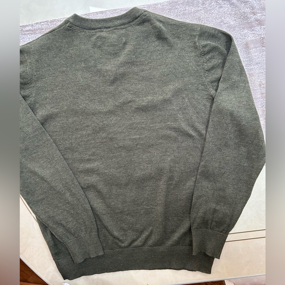 Men’s U.S Polo Assn V-neck Sweater - Picture 13 of 14